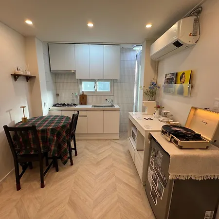 Villa Yeonnam Cozy House